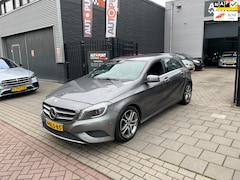 Mercedes-Benz A-klasse - 180 Edition Navigatie 4U3 Airco PDC NAP APK