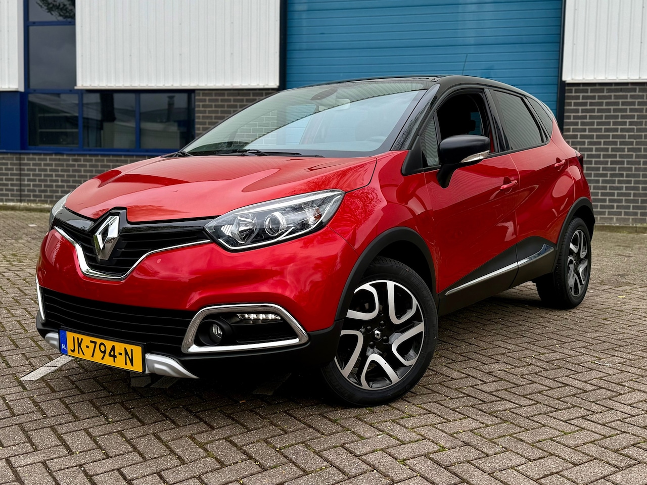 Renault Captur - 0.9 TCe Xmod * CLIMATE CONTROL * NAVIGATIE * - AutoWereld.nl