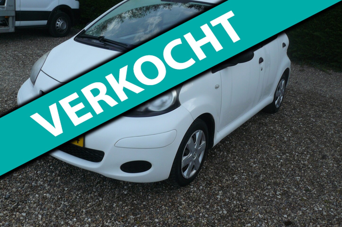 Toyota Aygo - 1.0-12V Access APK 3-1-2027 113527 KM NAP BJ 3-1-2011 - AutoWereld.nl