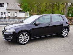 Volkswagen Golf - 1.4 TSI ACT Highline 5 Drs Airco Xenon Pdc Trekhaak