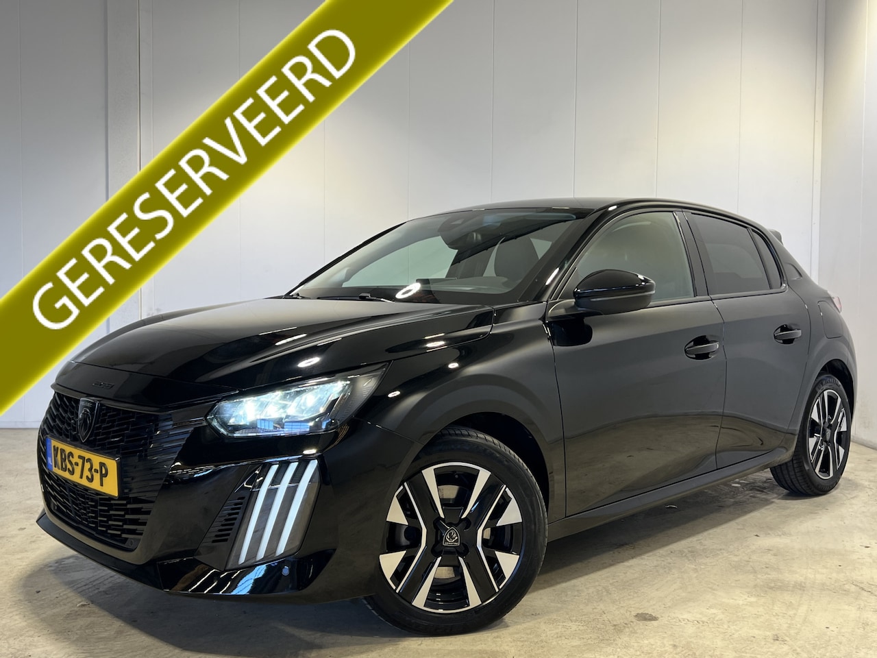 Peugeot 208 - Hybrid 100 e-DCS6 Allure | Android Auto/Apple Carplay | LM Velgen 16" | Parkeersensoren Vo - AutoWereld.nl