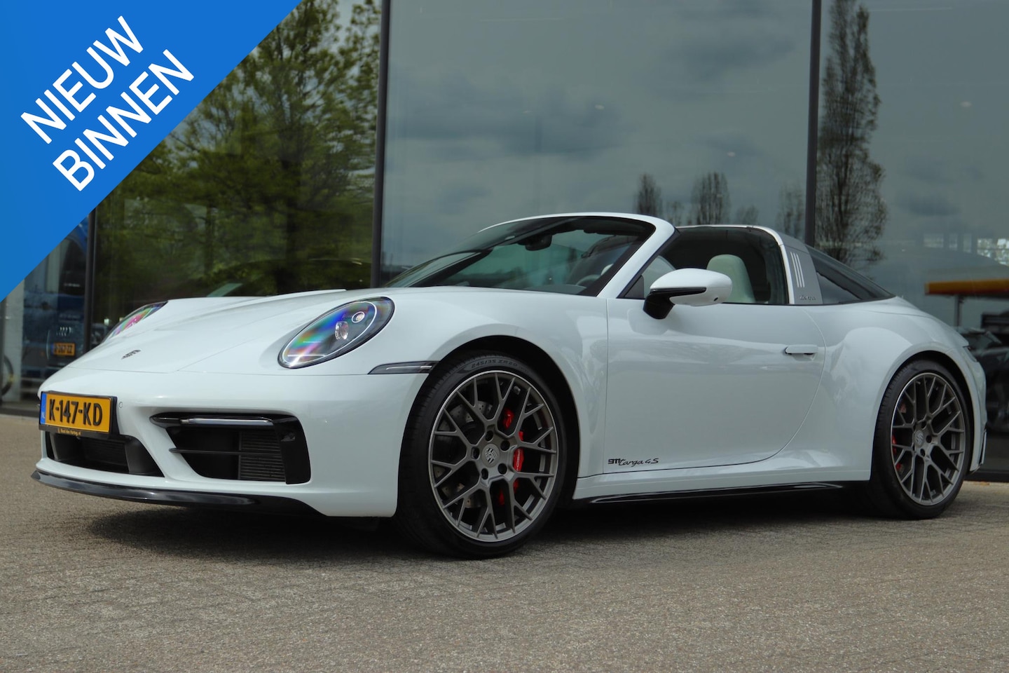 Porsche 911 Targa - 4S 3.0 450 PK 992 ORIG. NL | SPORTDESIGN | 18-WEG | CHRONO | SPORTUITLAAT | 360 CAMERA | B - AutoWereld.nl