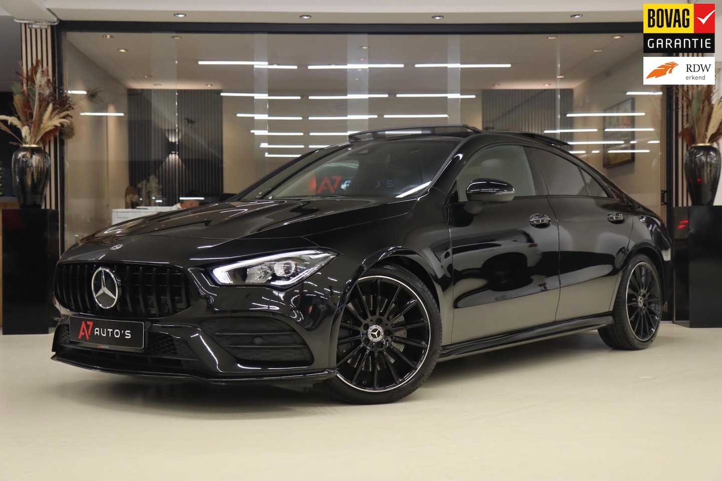 Mercedes-Benz CLA-Klasse - 250 AMG /PANO/SFEER/CARPLAY/MEM/360CAM/BOMVOL! - AutoWereld.nl