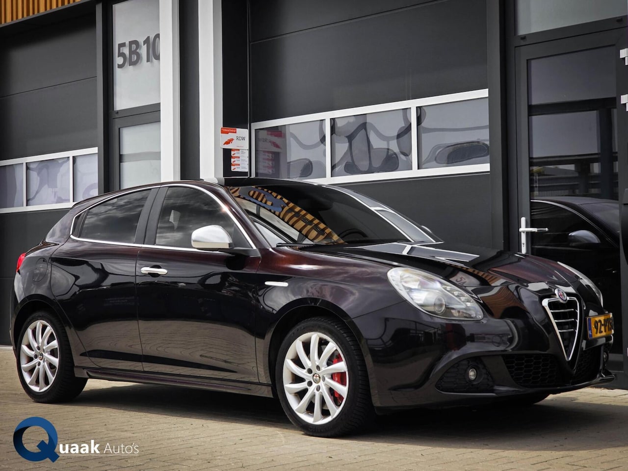 Alfa Romeo Giulietta - 1.4 T Distinctive 170PK | DNA | PDC | NW. TURBO & DISTRIBUTIE - AutoWereld.nl