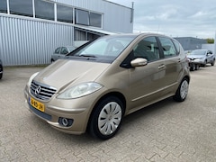 Mercedes-Benz A-klasse - 170 Avantgarde Automaat / Airco / Navi / Cruise / Trekhaak