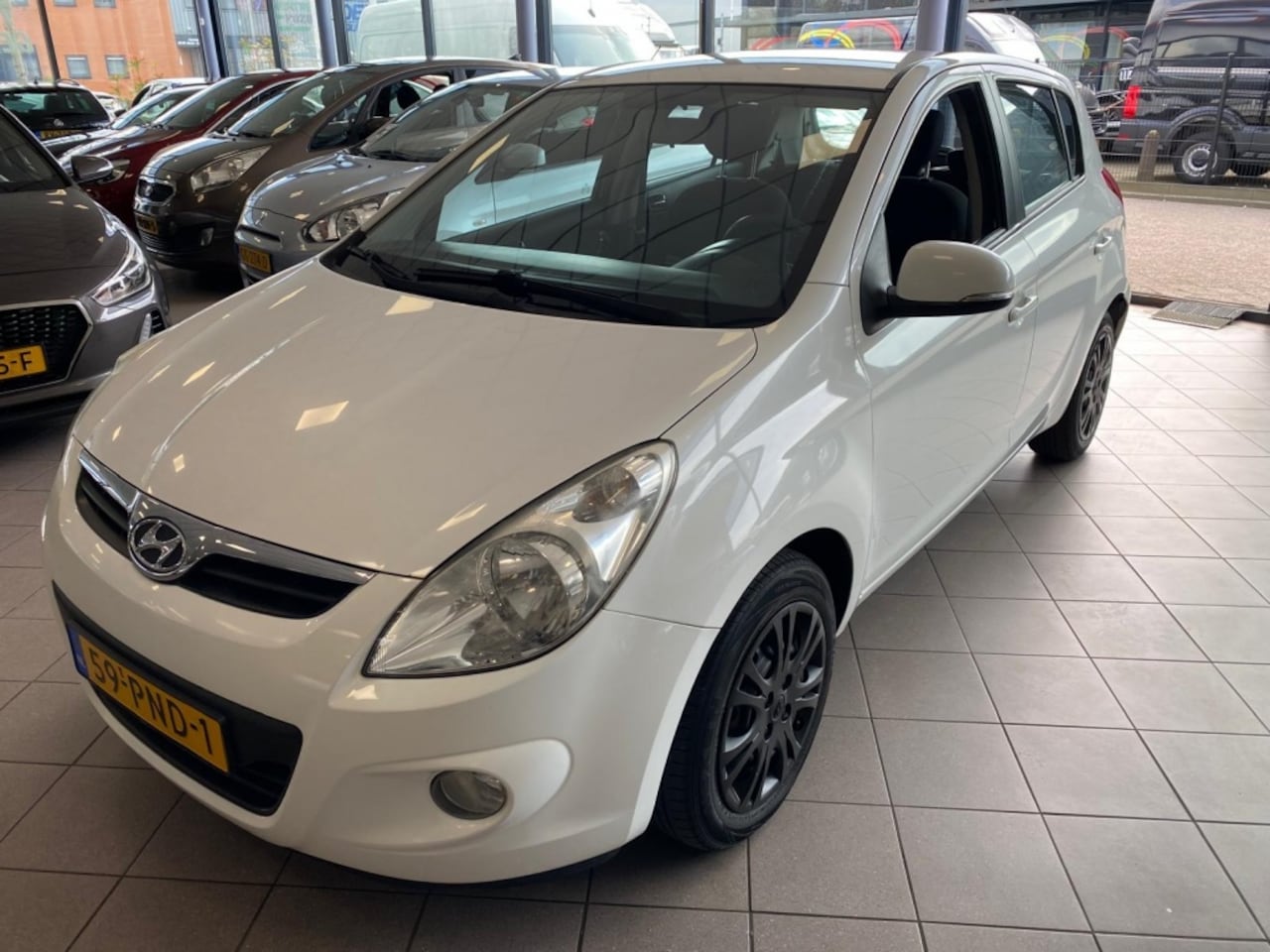Hyundai i20 - 1.2i i-Motion AIRCO NW APK BJ 2011 !!! - AutoWereld.nl