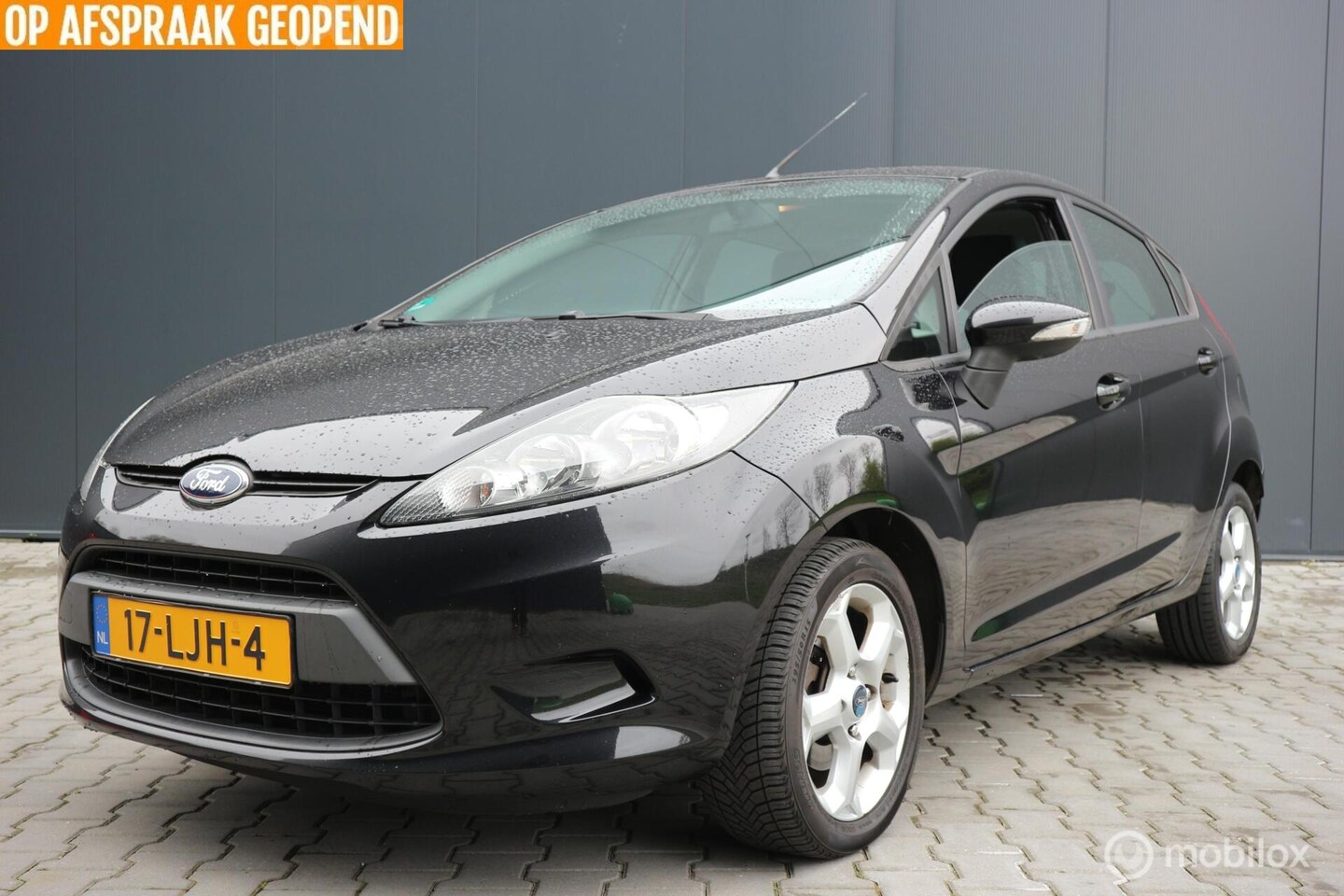 Ford Fiesta - 1.25 Limited 5-DEURS AIRCO/APK TOT 30-05-2027 - AutoWereld.nl