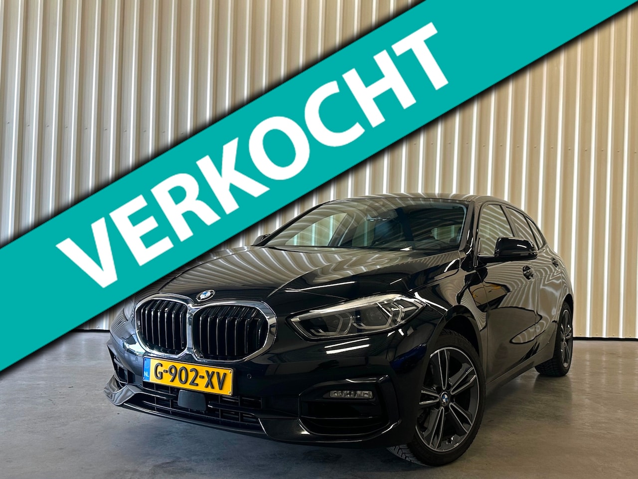 BMW 1-serie - 118i Executive Edition Sport Leer - AutoWereld.nl