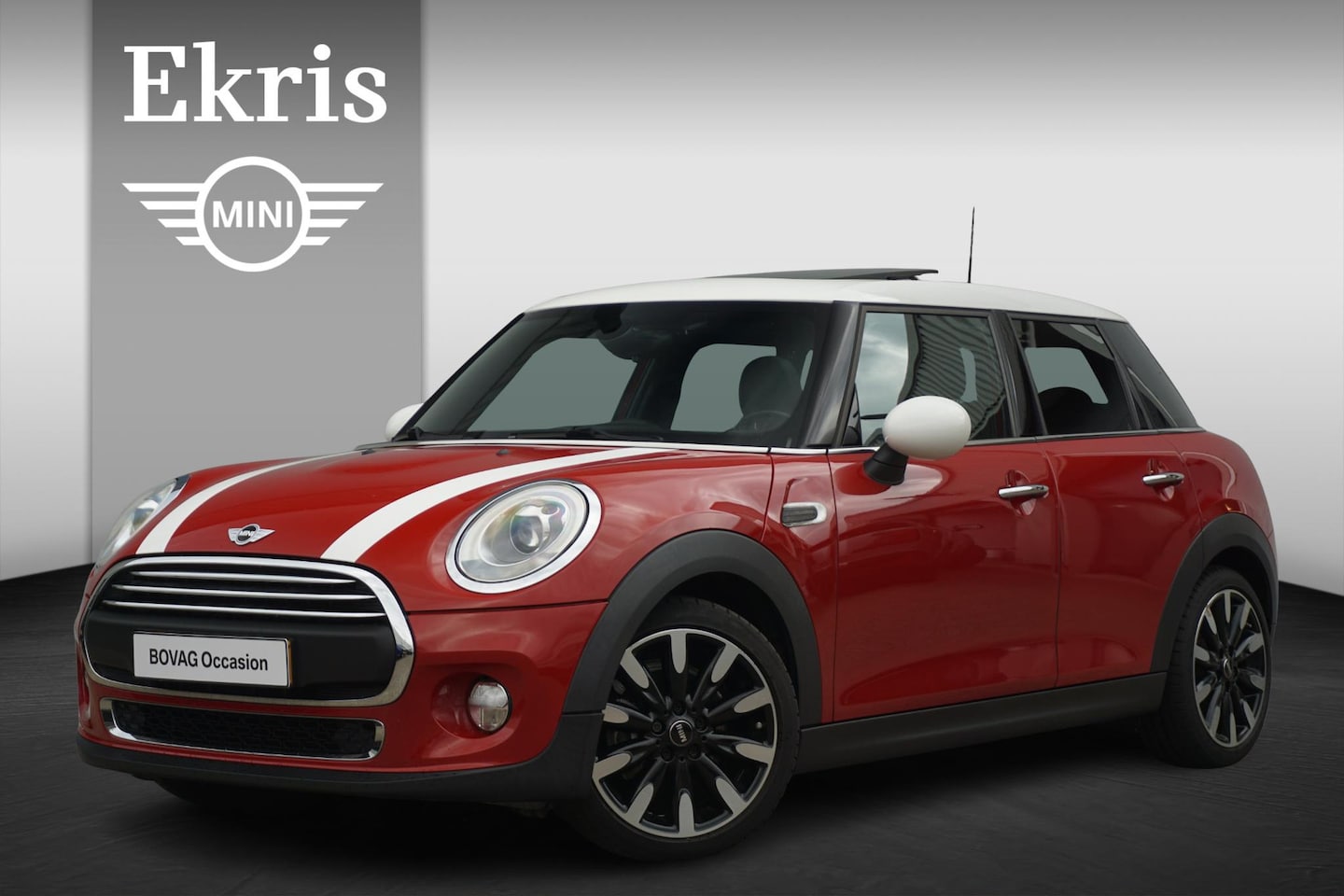 MINI Cooper - 5-deurs Chili Business | Panoramadak | Stoelverwarming | Cruise Control | Leder Interieur - AutoWereld.nl