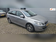 Peugeot 308 SW - 1.2 e-THP Blue Lease (bouwt druk op)