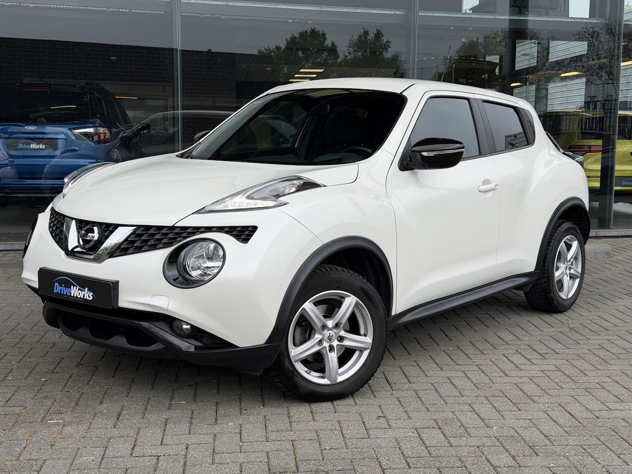 Nissan Juke - 1.2 DIG-T S/S N-Connecta Interesse in een bezichtiging of proefrit, bel of app met 06-2428 - AutoWereld.nl