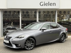 Lexus IS - 300h Luxury Line | Schuifdak, Mark Levinson, F Sport velgen, Stoelventilatie, Geheugenfunc