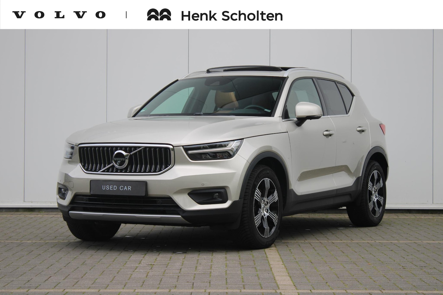 Volvo XC40 - T4 190PK AUT8 Inscription | Adaptive Cruise & Pilot Assist | Panoramisch Schuif-/Kanteldak - AutoWereld.nl
