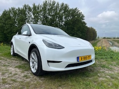 Tesla Model Y - RWD