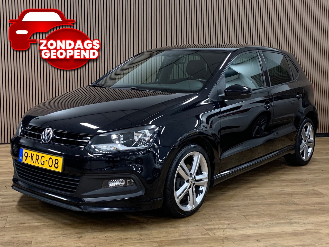 Volkswagen Polo - 1.2 TSI BlueMotion R-Line Edition|127000KM|Navigatie| - AutoWereld.nl