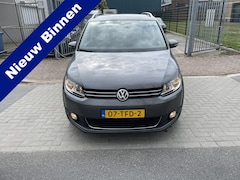Volkswagen Touran Cross - 1.4 TSI Ketting turbo en waterpomp pas vervangen nl auto met nap zie foto’s