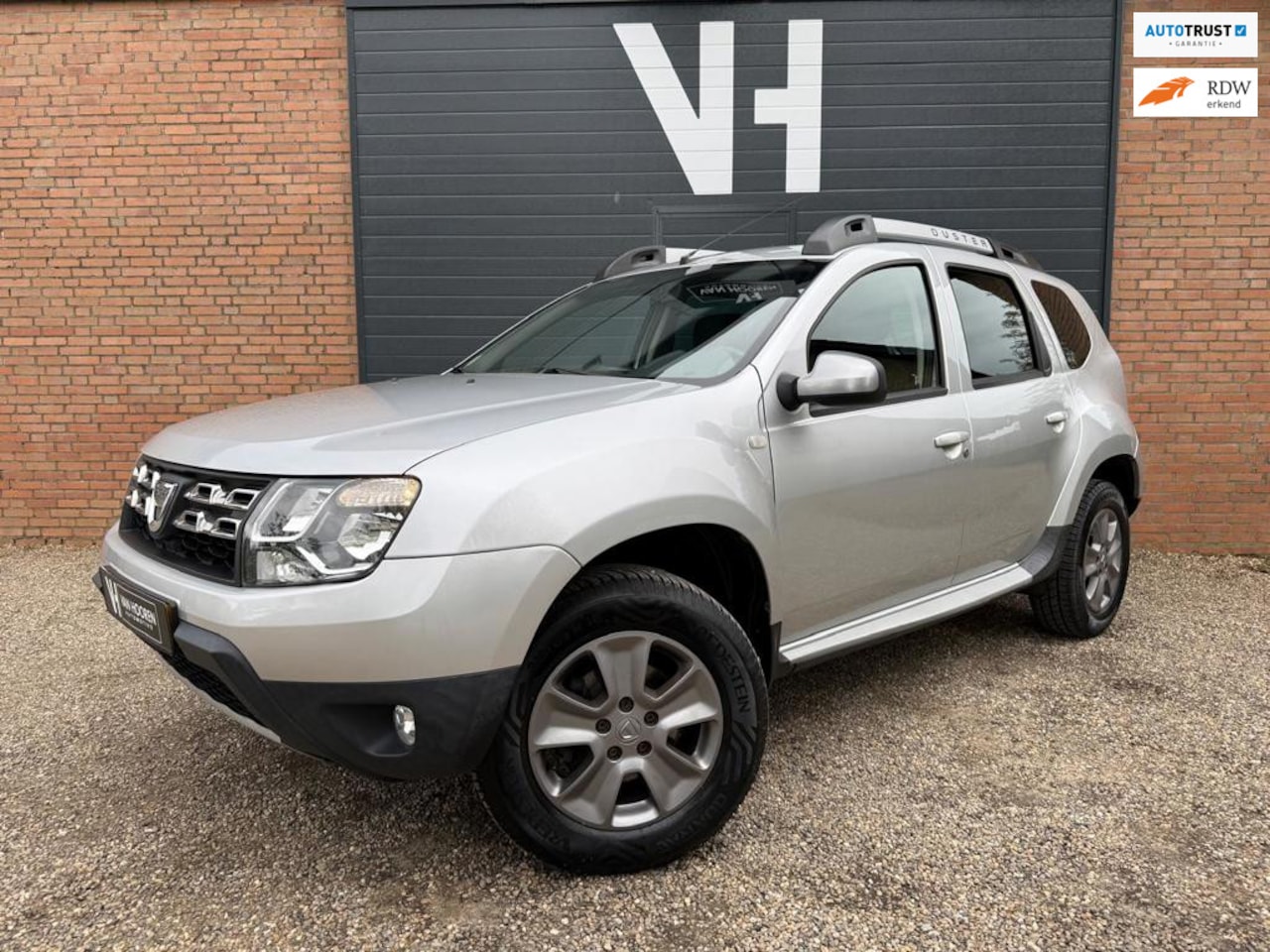 Dacia Duster - 1.2 TCe 4x2 Prestige | TREKHAAK | AIRCO | CRUISE CONTROL | NAVI | - AutoWereld.nl