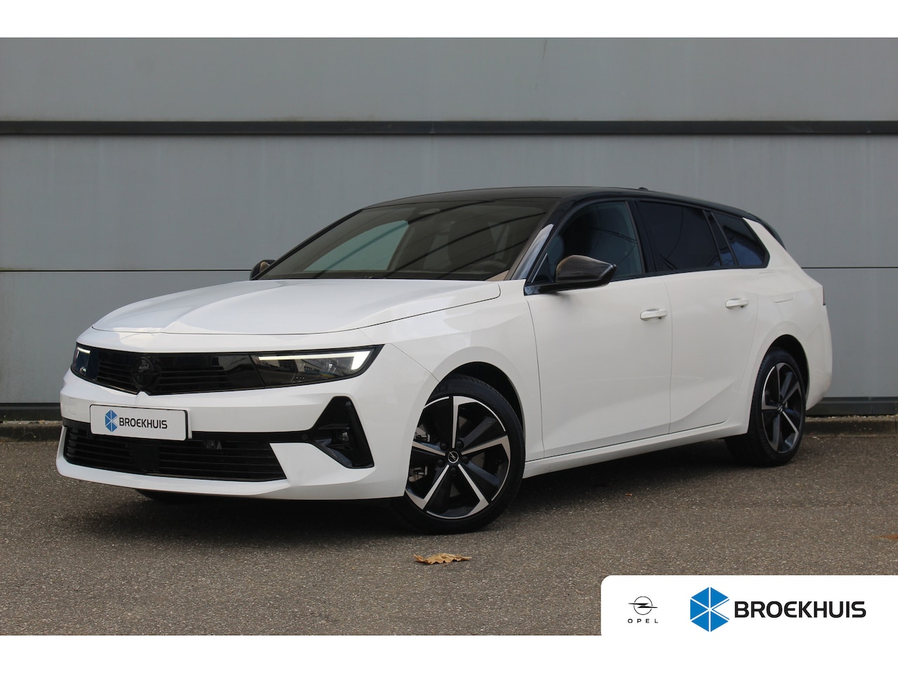 Opel Astra Sports Tourer - 1.6 Hybrid Level 4 | Camera V+A | Dodehoeksens. | Stoelverwarming | Adapt. Cruise | Keyles - AutoWereld.nl