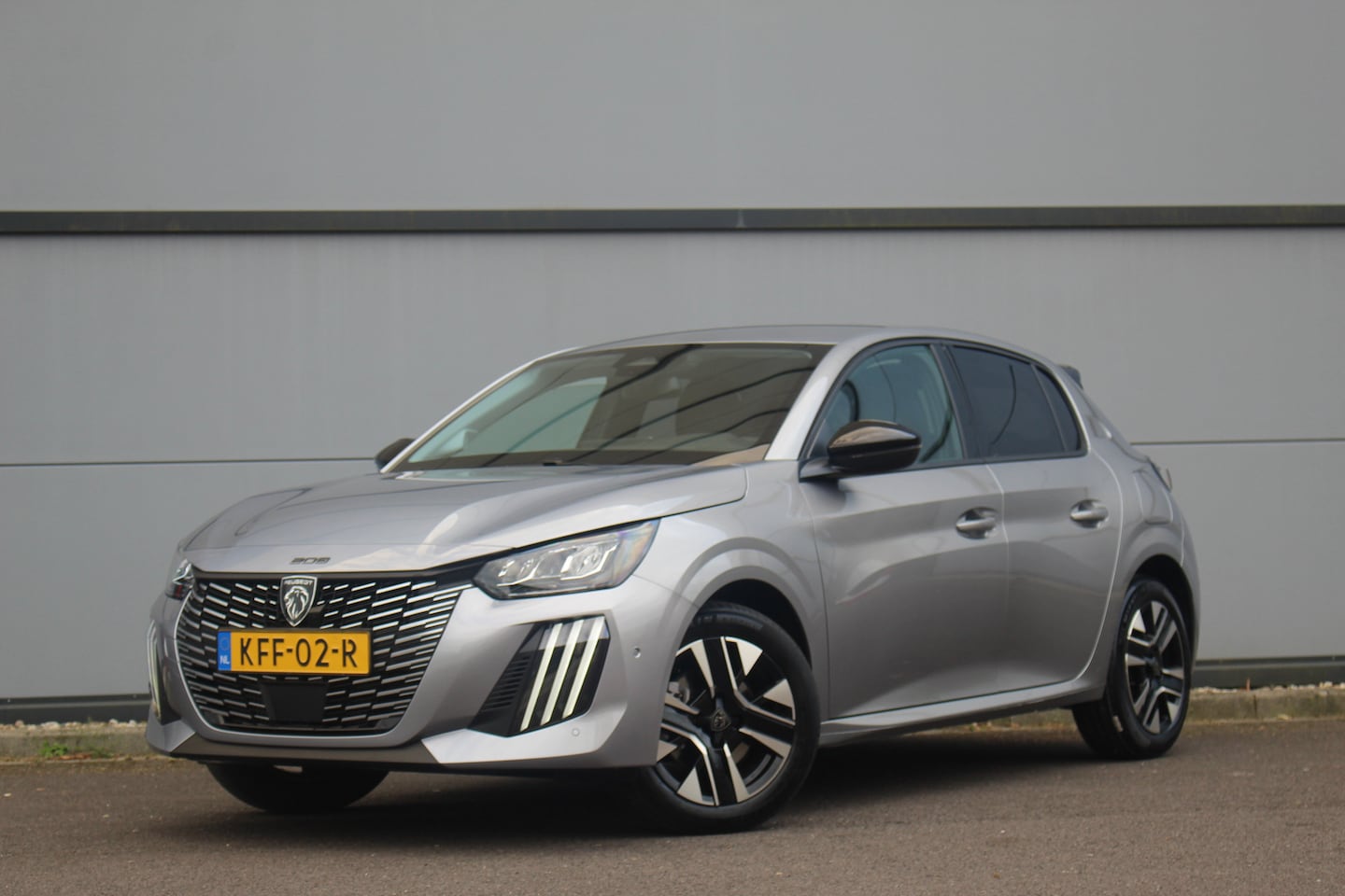 Peugeot 208 - 1.2 Hybrid 110 e-DCS6 Allure | Cruise control | DAB ontvanger | Electronic climate control - AutoWereld.nl