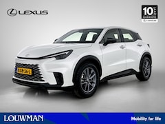 Lexus LBX - Business Line 2WD | Navigatie | Stoel- en Stuurverwarming | Parkeersensoren voor + achter