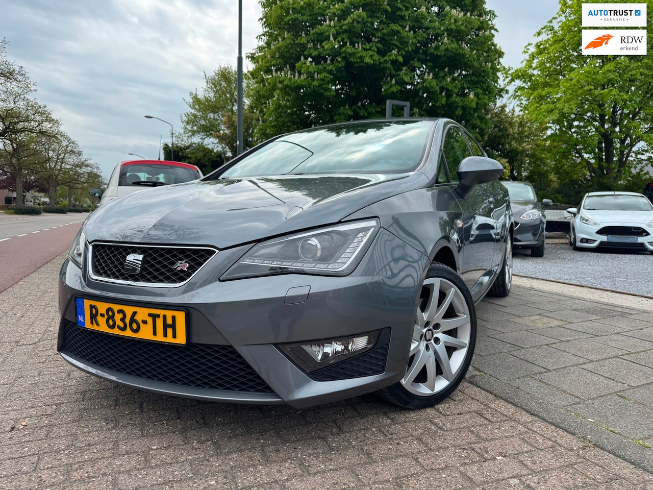 SEAT Ibiza - 1.4 TSI FR Aut Clima Elek Pakket Lmv Navi Cruise - AutoWereld.nl