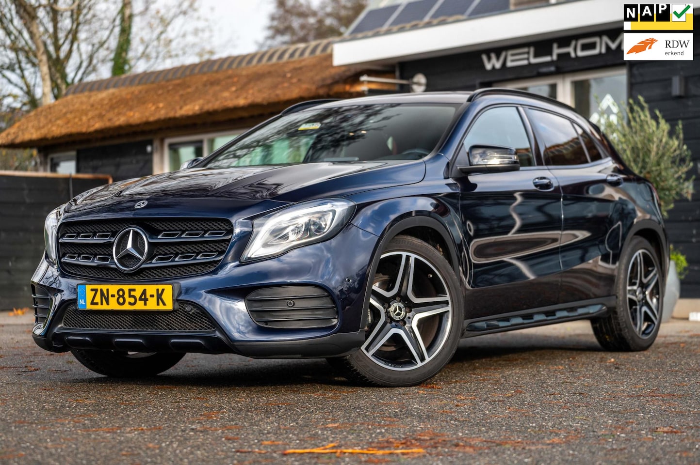 Mercedes-Benz GLA-Klasse - 180 Business Solution AMG Night Upgrade I Camera I Keyless I Zeer netjes I NAP - AutoWereld.nl