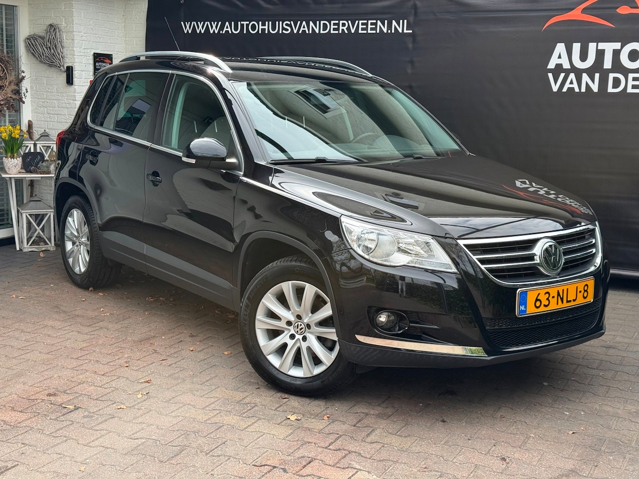 Volkswagen Tiguan - 1.4 TSI Sport&Style, Cruise/Clima/Trekhaak/Etc! - AutoWereld.nl
