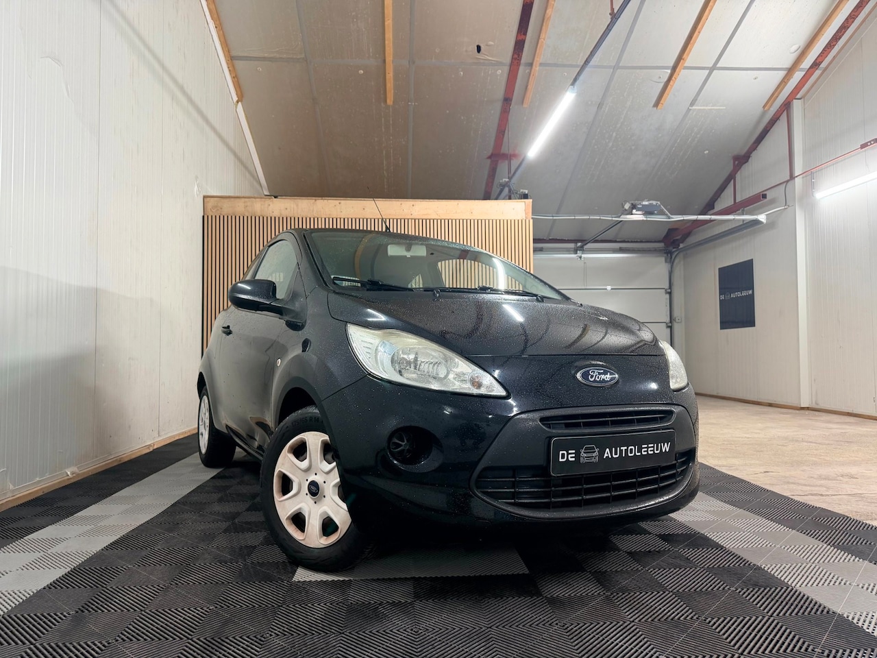 Ford Ka - 1.2 Comfort start/stop | Airco | Dist VV | NAP | - AutoWereld.nl