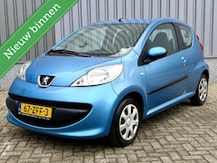 Peugeot 107 - 1.0-12V XR