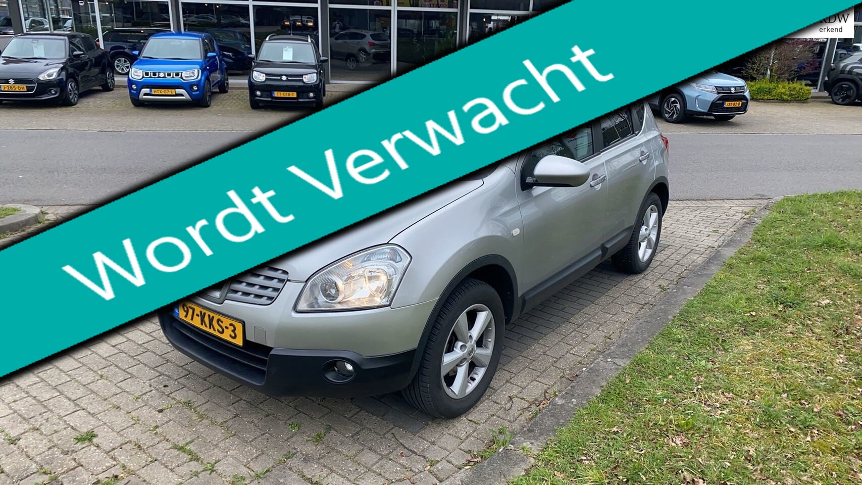 Nissan Qashqai - 1.6i 114pk Clima Cruise Navi Trekhaak 1200kg. Panorama - AutoWereld.nl