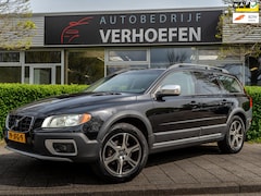 Volvo XC70 - 2.4 D5 Kinetic - AUTOMAAT - STOEL VERW - ZWART LEDER - CRUISE / CLIMATE CONTR