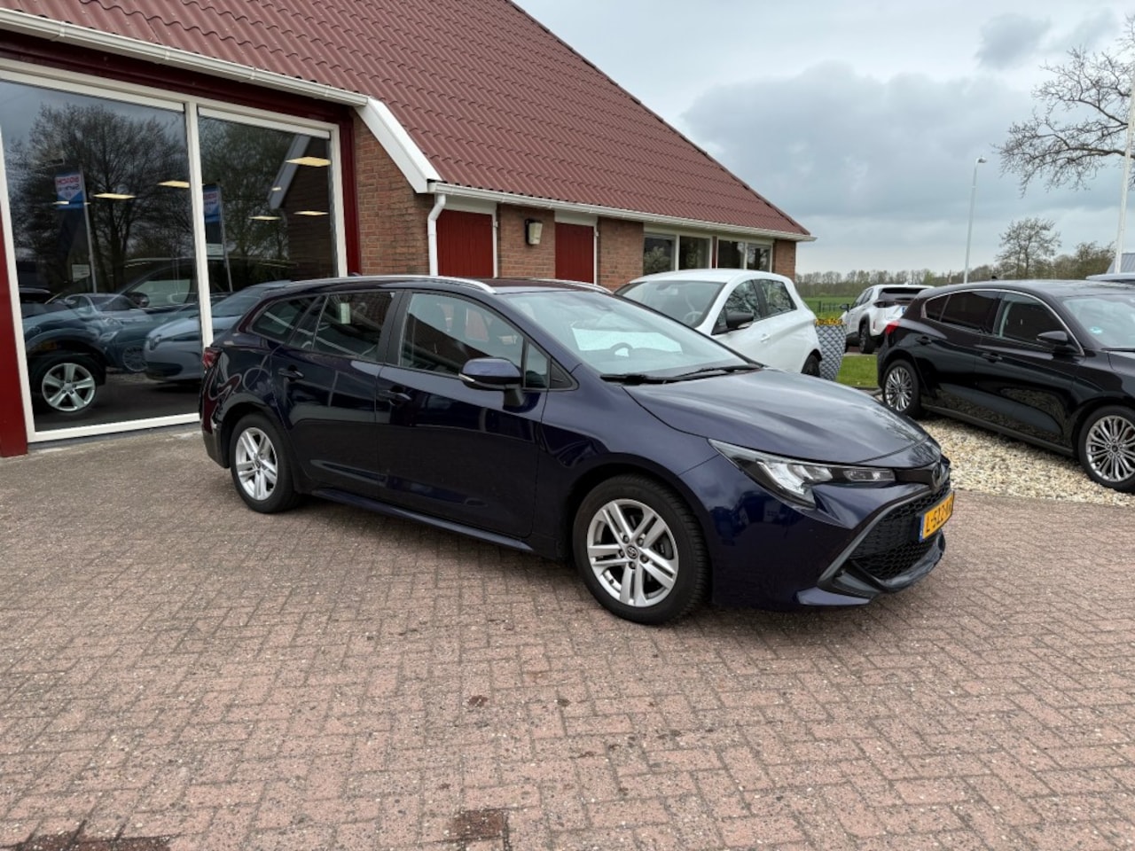 Toyota Corolla Touring Sports - TOURING SPORTS 1.2 TURBO ACTIVE SLECJTS 77.131 KM - AutoWereld.nl