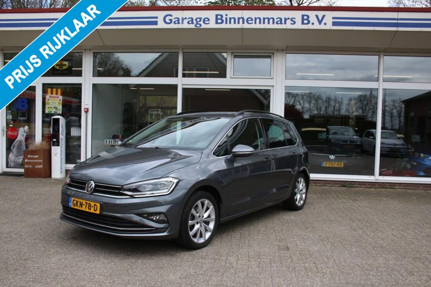 Volkswagen Golf Sportsvan - 1.5 TSI ACT Highline 1.5 TSI ACT Highline, Navi, Cruise, Camera, Trekhaak, Stoelverw. - AutoWereld.nl