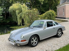 Porsche 911 - T 2.0 SWB Karmann Zweeds geleverd Ongerestaureerd Kuipstoelen #TIJDSCAPSULE