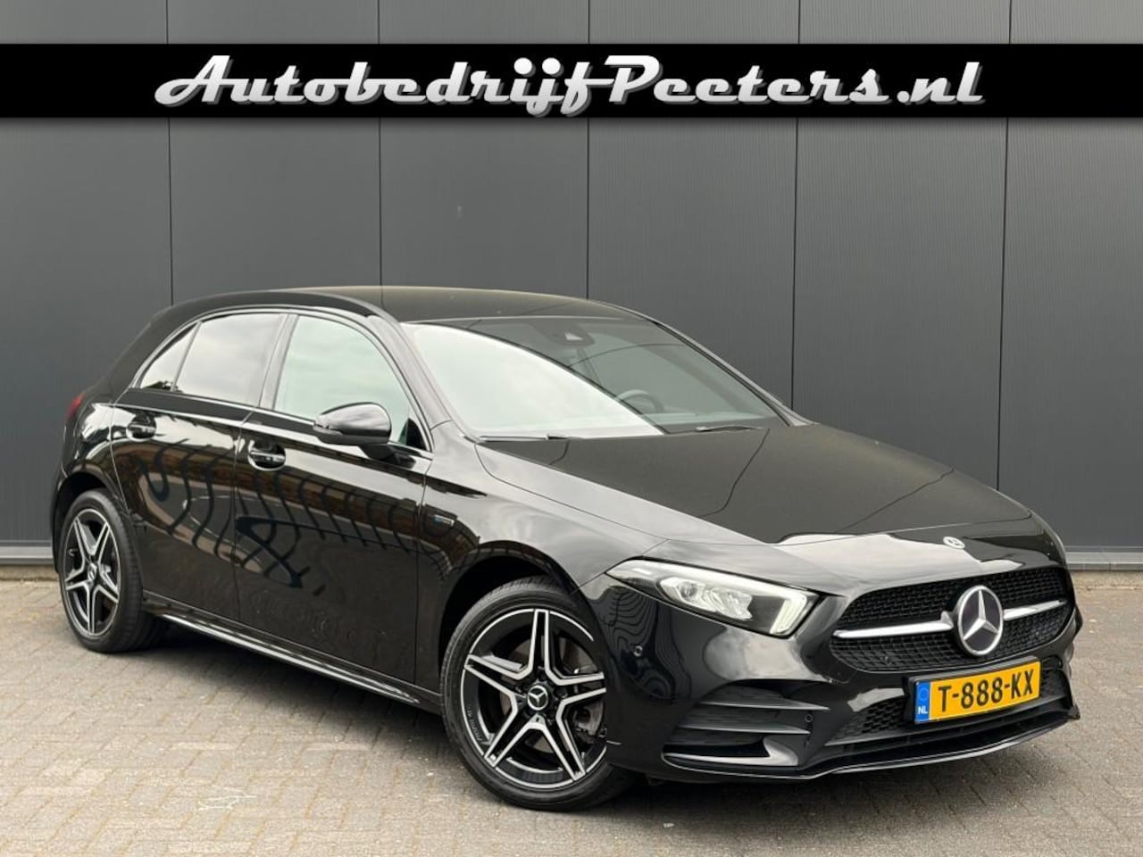 Mercedes-Benz A-klasse - A 250e AMG Line Nightpakket Sfeerlicht LED Carplay MBUX navi+ - AutoWereld.nl