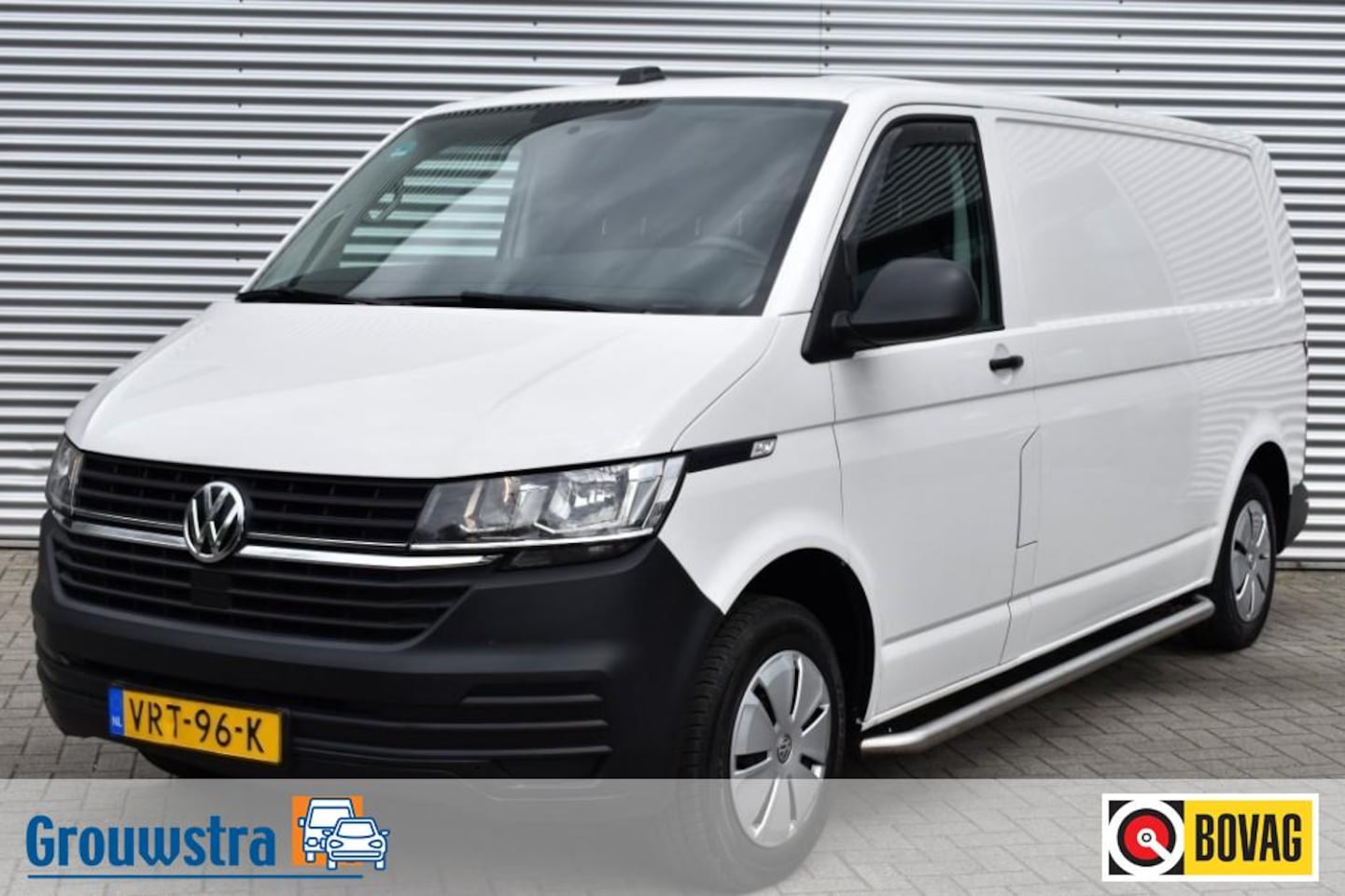 Volkswagen Transporter - 2.0 TDI L2H1 / APP CONNECT / SIDE BARS / MAGAZIJN INRICHTING - AutoWereld.nl