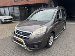 Peugeot Partner Tepee - 1.2 Active 5 PERS NAVI TREKHAAK AIRCO PDC FRONTBAR SIDEBAR ORIG NL NAP