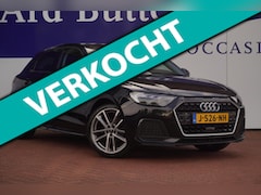 Audi A1 Sportback - 25 TFSI SPORT / 1EIG / Carplay / Volleder / Navi / 18"LMV / ORIG-NL / Privacy / = SUPER LO