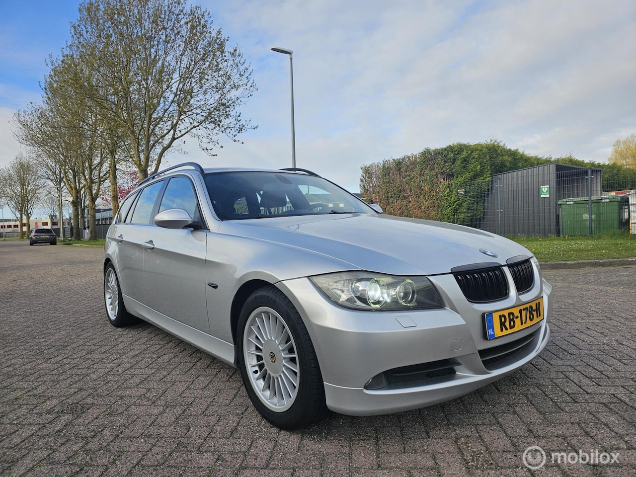 BMW 3-serie Touring - 325xi Executive 325xi Executive - AutoWereld.nl