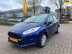 Ford Fiesta - 1.0 Style Essential - 1E EIGENAAR - NAVIGATIE - NAP