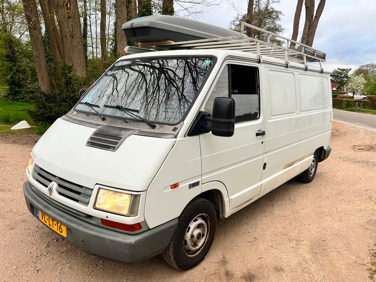 Renault Trafic - Benzine - AutoWereld.nl