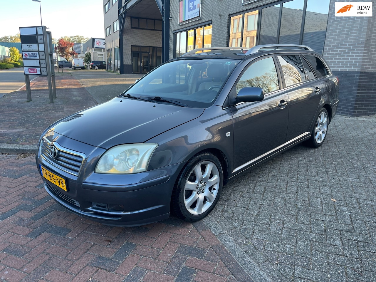 Toyota Avensis Wagon - 2.0 VVTi Executive! 210 DKM NAP! Leder! - AutoWereld.nl