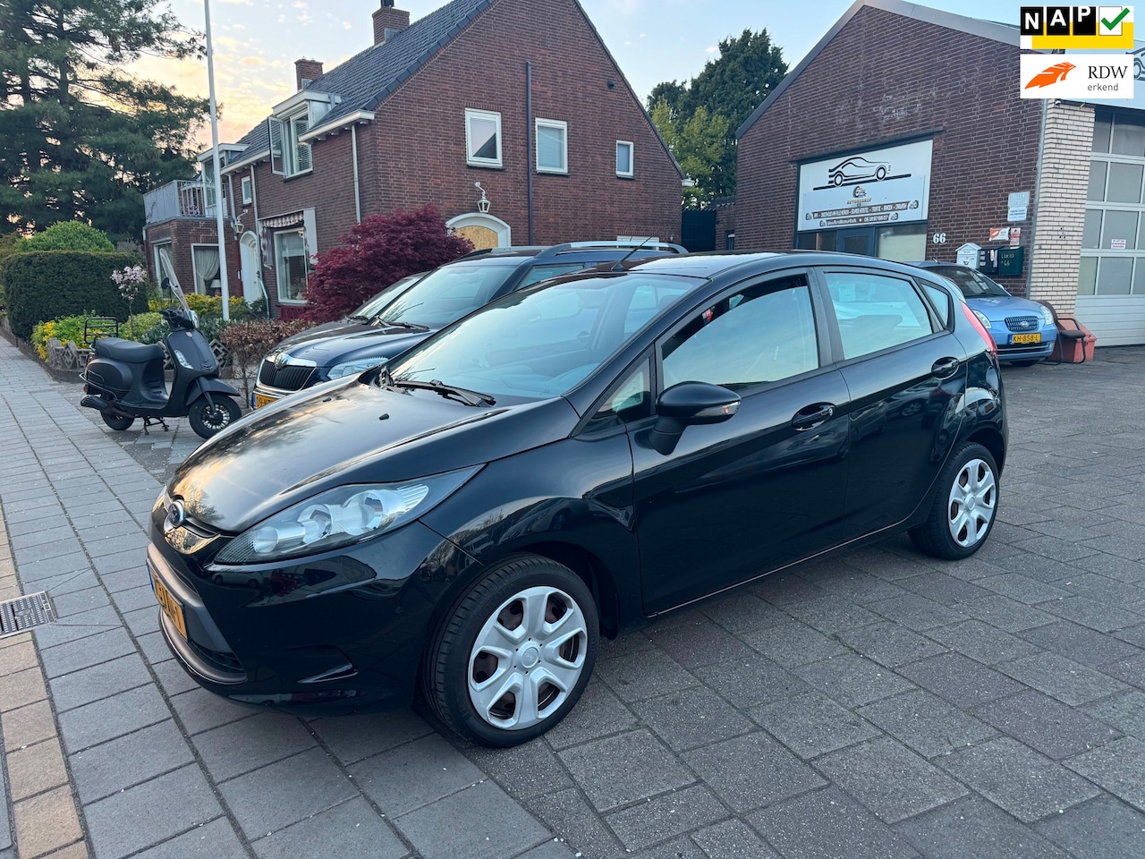 Ford Fiesta - 1.25 Limited 1.25 Limited | 5-deurs | nieuwe APK - AutoWereld.nl