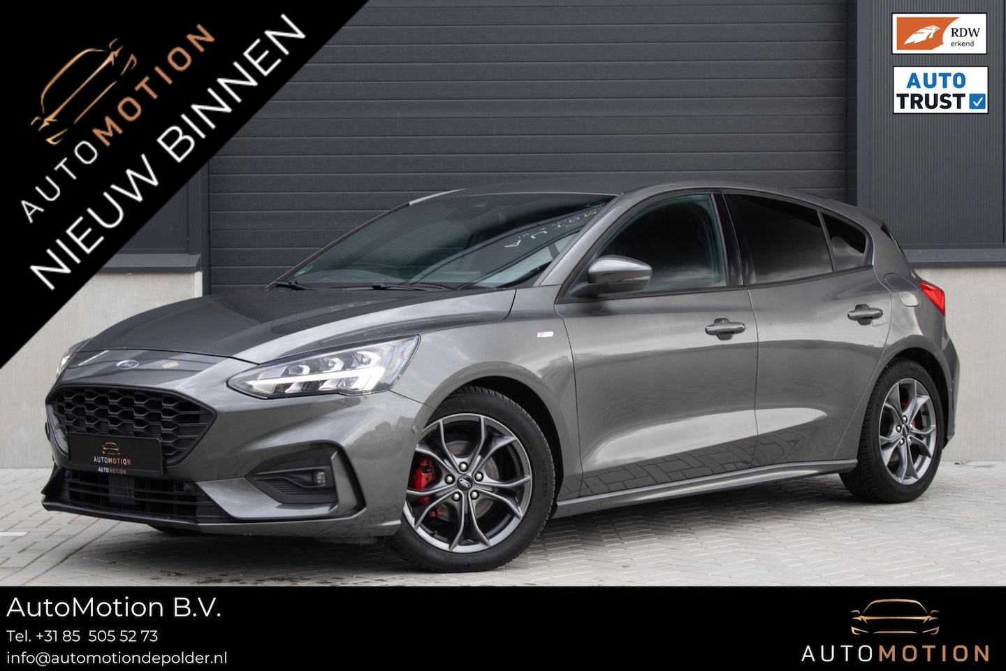 Ford Focus - 1.0 EcoBoost ST-Line Camera Keyless Stoelverwarming Carplay Led - AutoWereld.nl