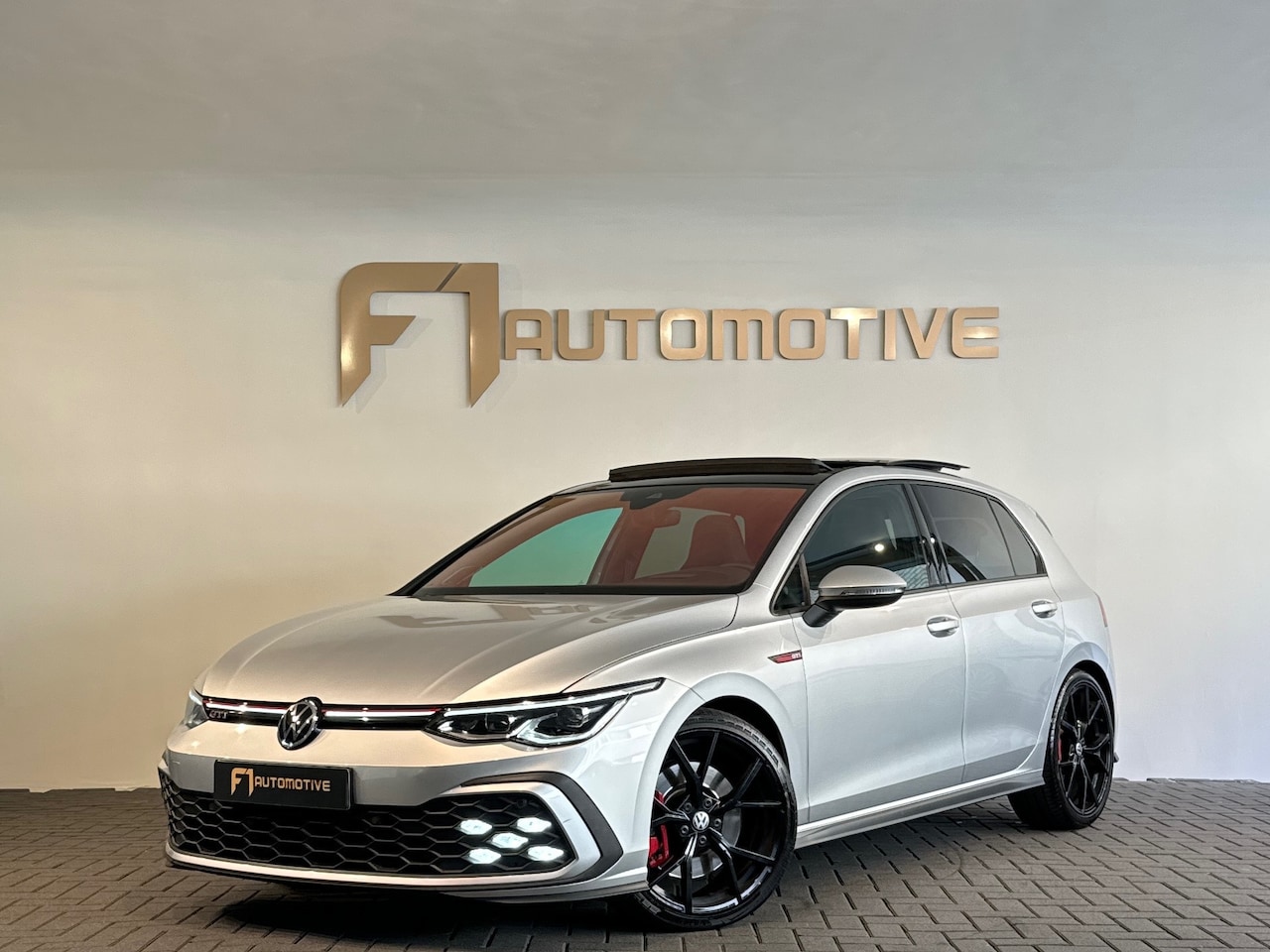 Volkswagen Golf - 2.0 TSI GTI Pano|H/K|HuD|Sfeer|Mistlampen - AutoWereld.nl