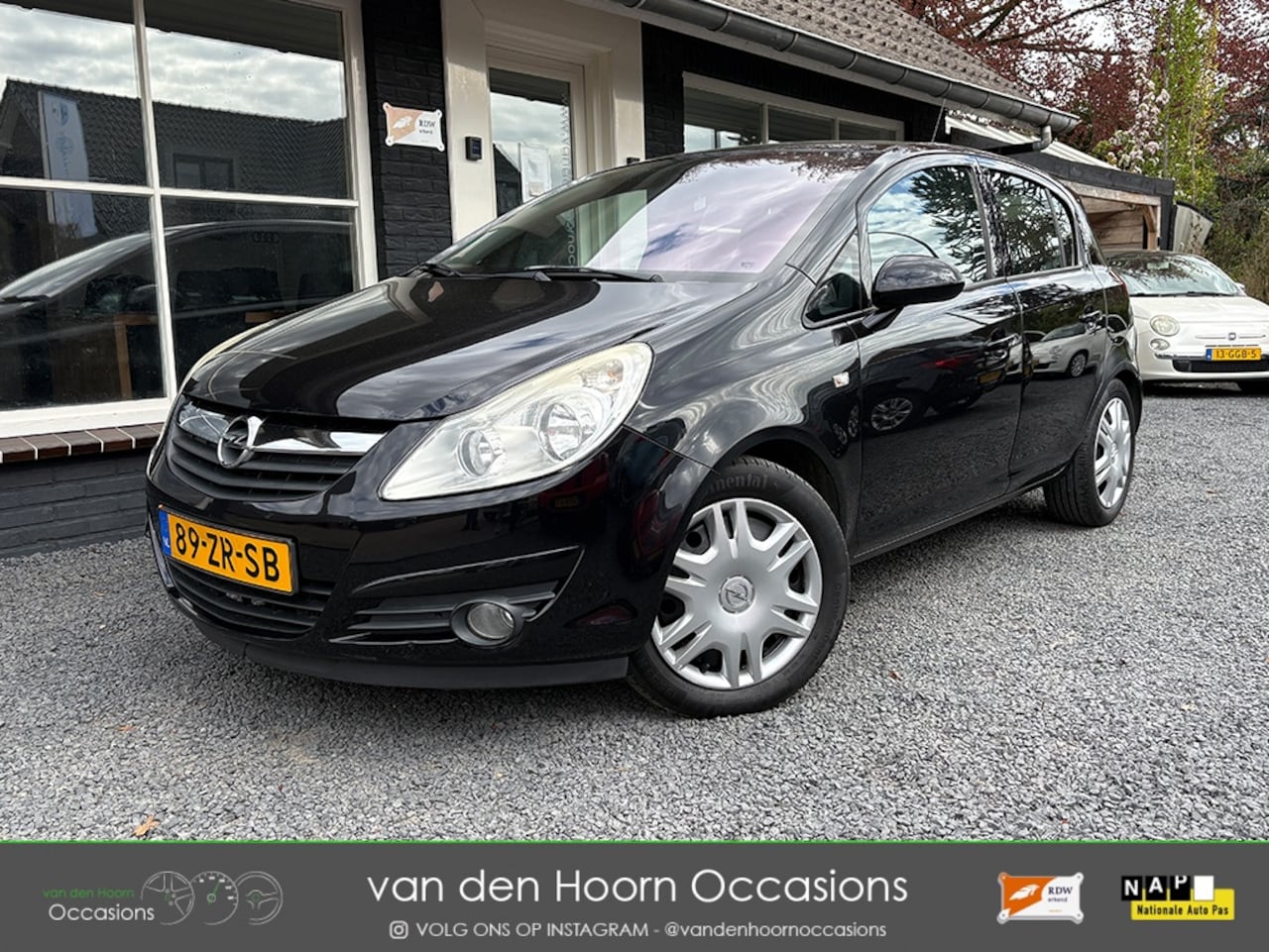Opel Corsa - 1.4 AIRCO | CRUISE | PARK.SENSOR | NW APK | 5DRS | TREKHAAK - AutoWereld.nl