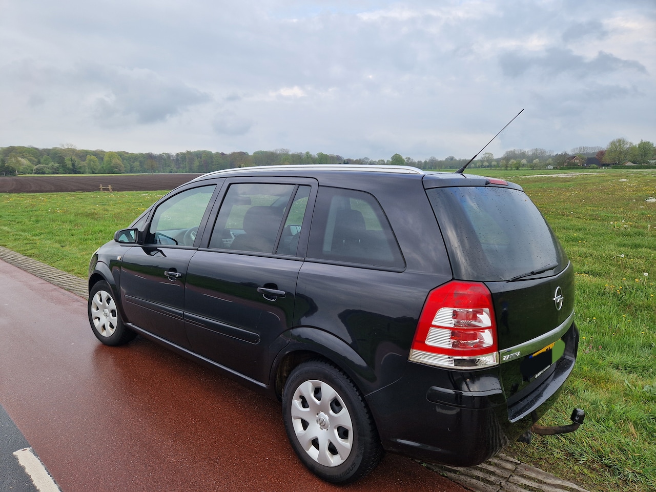 Opel Zafira - 1.8 Temptation - AutoWereld.nl