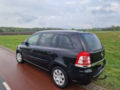 Opel Zafira - 1.8 Temptation