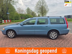 Volvo V70 - 2.4