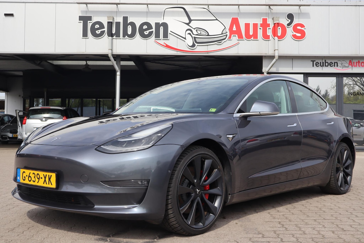 Tesla Model 3 - Performance AWD 75 kWh | 89,8% SOH | Autopilot 3 | Lichtmetalen wielen | Lederen interieur - AutoWereld.nl